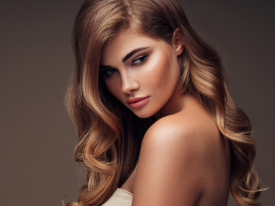 Blow Out Haare: Der Frisuren Trend für mehr Volumen – Blowout Hair