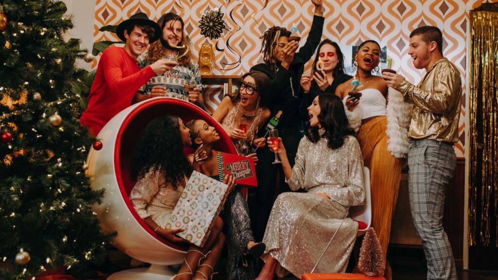Outfit für die Weihnachtsfeier – Styling-Tipps für den perfekten Look