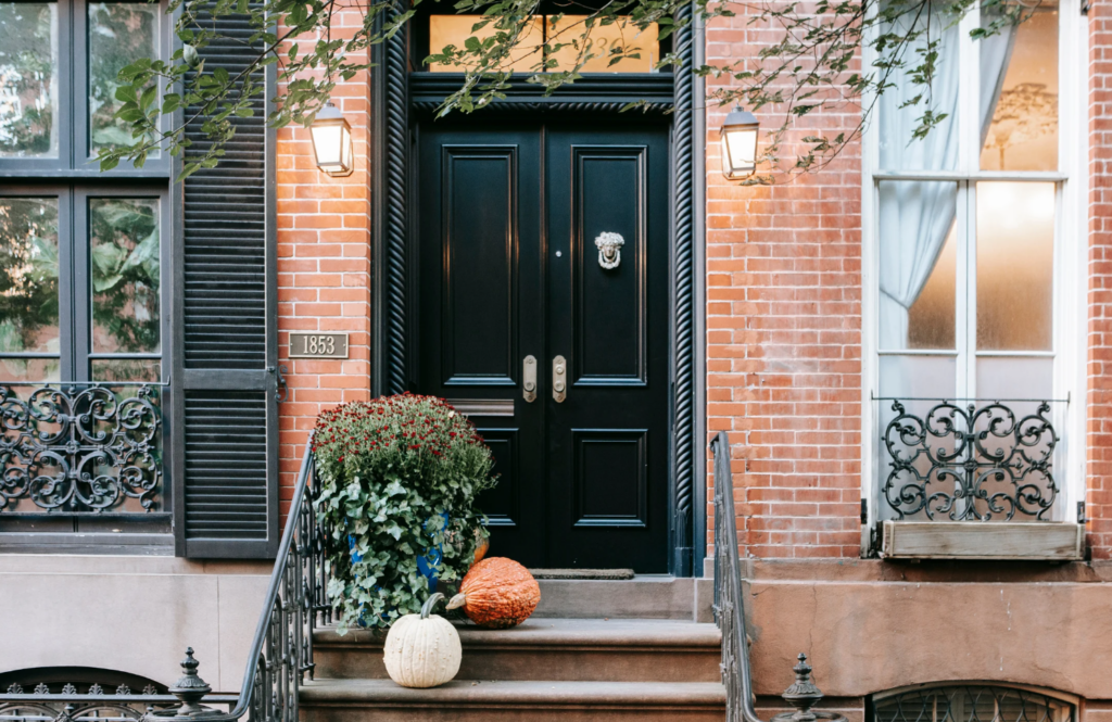 Außentreppe sanieren mit Flüssiggranit: die perfekte Lösung für langlebige und rutschfeste Treppen