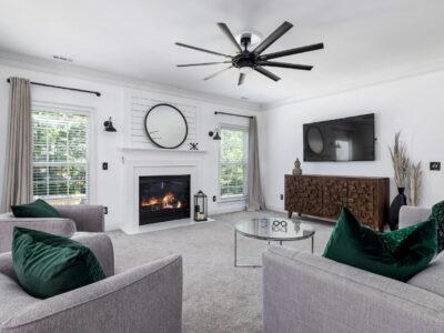 Graues Farbkonzept im Wohnzimmer Eleganz und Vielseitigkeit