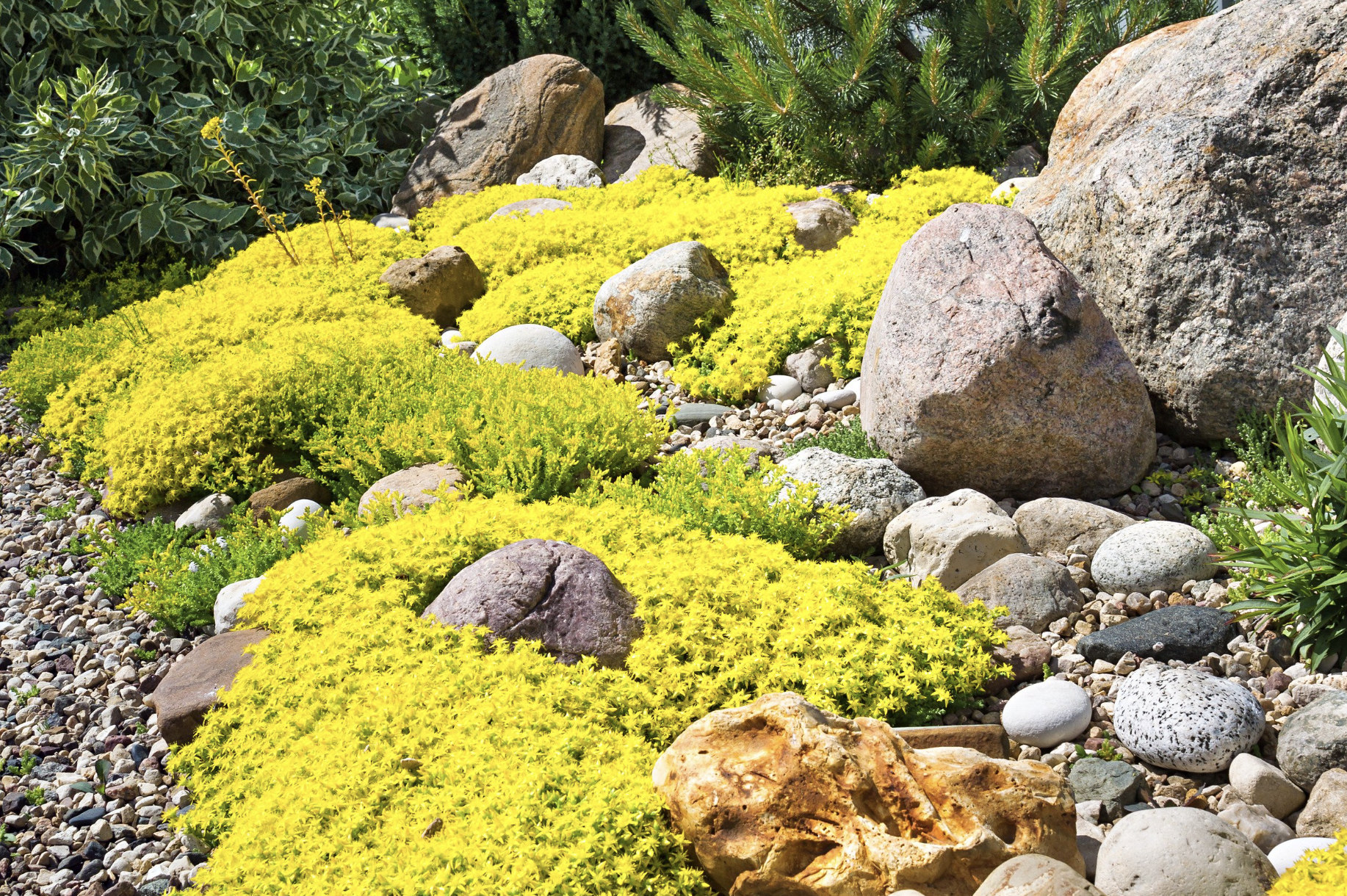 Feldsteine Garten Ideen