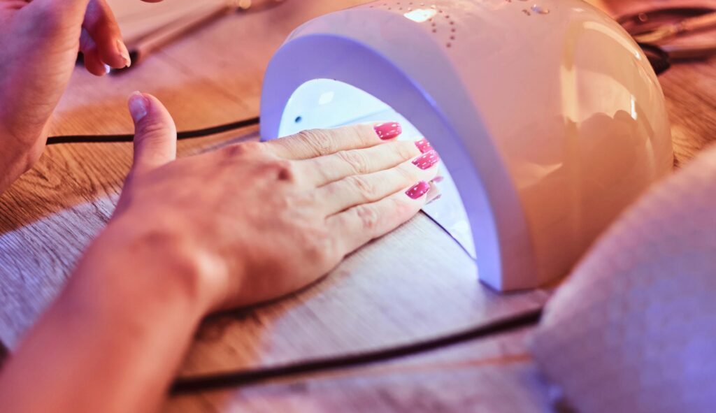Welcher Nagellack hält am längsten Strategien für eine makellose Maniküre ohne ständiges Nachlackieren
