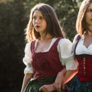 Welche Schuhe zum Dirndl sind bequem und elegant Diese Wahl entscheidet über deinen Wiesn Abend