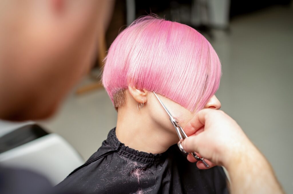 Süße Frisuren für kurze Haare